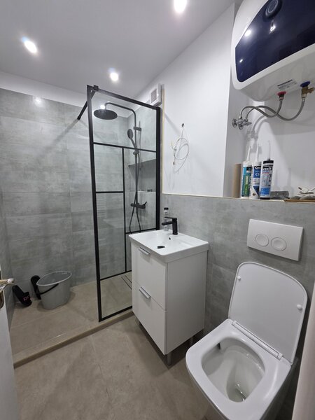 Dristor, rond, Baba Novac, 5 minute metrou, 10 minute mall Park Lake