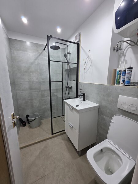 Dristor, rond, Baba Novac, 5 minute metrou, 10 minute mall Park Lake